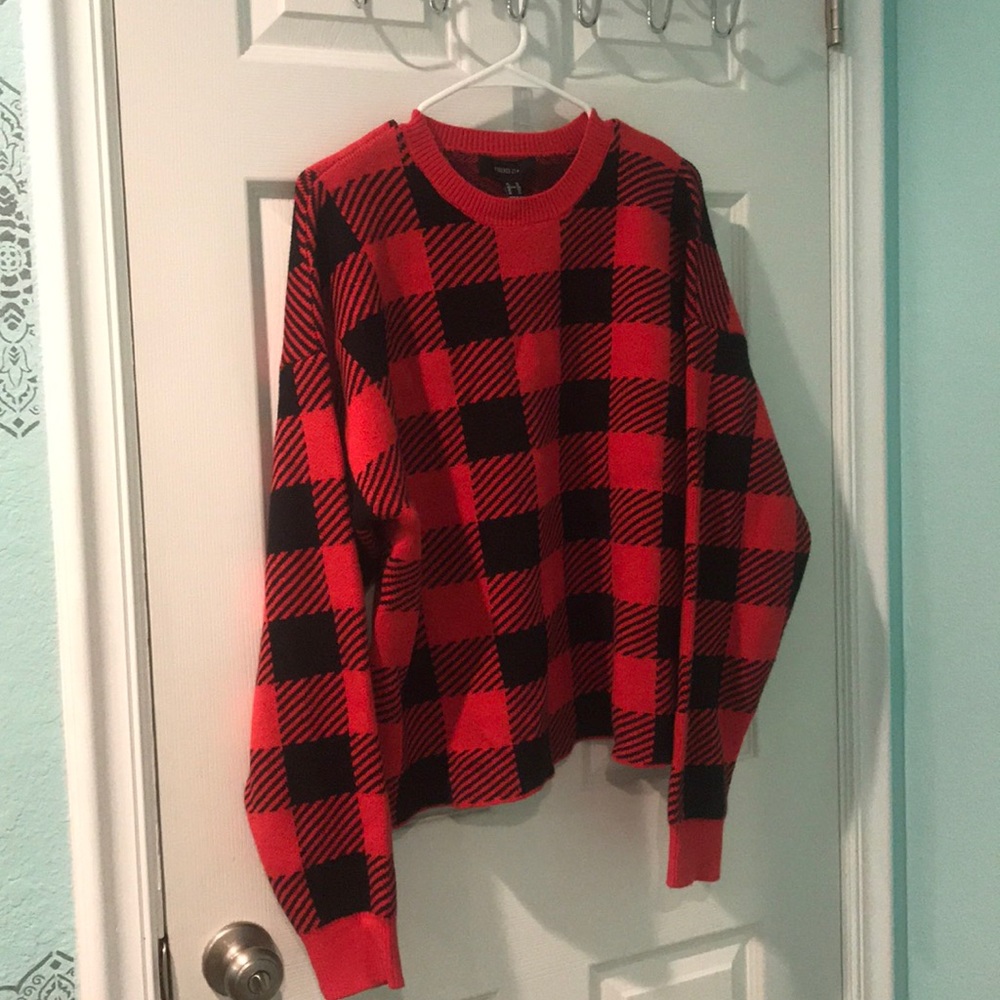 Sweater - Picture 1 of 2